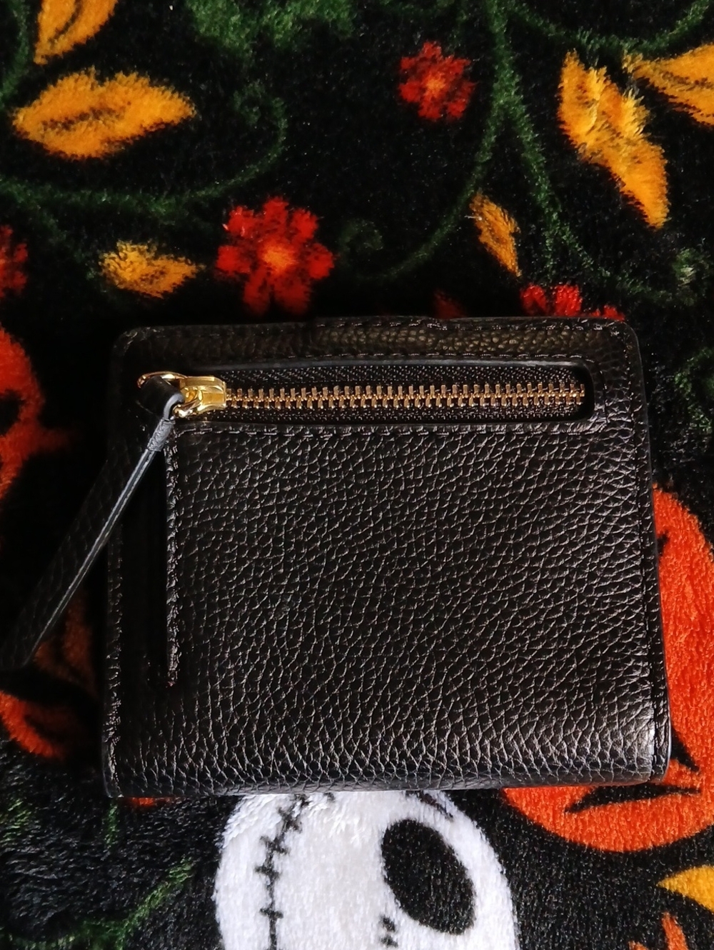 Vera Bradley Wallet - Picture 2 of 7